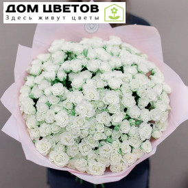 Букет 101 белой кустовой розы 40 см