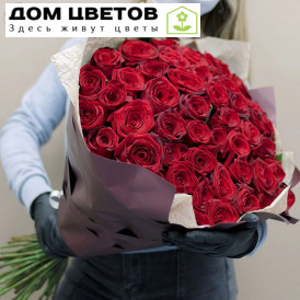 51 красная роза (Россия) 70 см